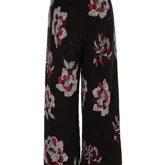 Wide Legged Pants - Picture 2 of 2